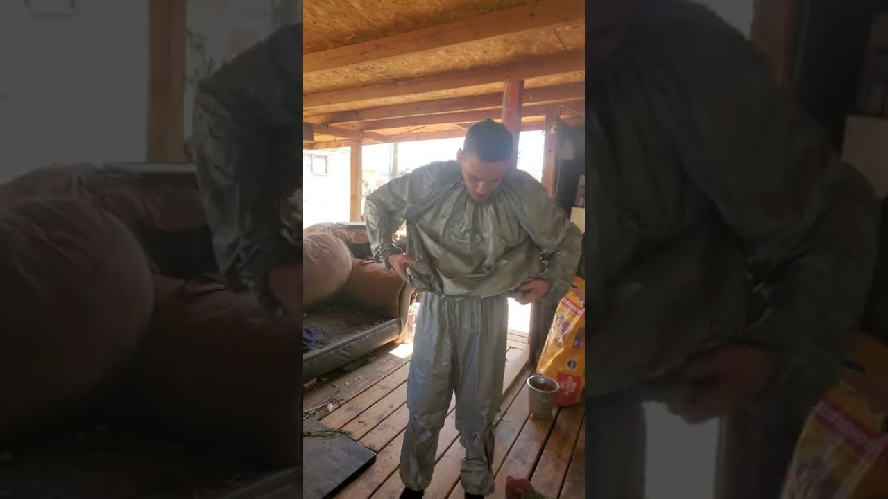 Sauna Suit Benefits, Risks, and More